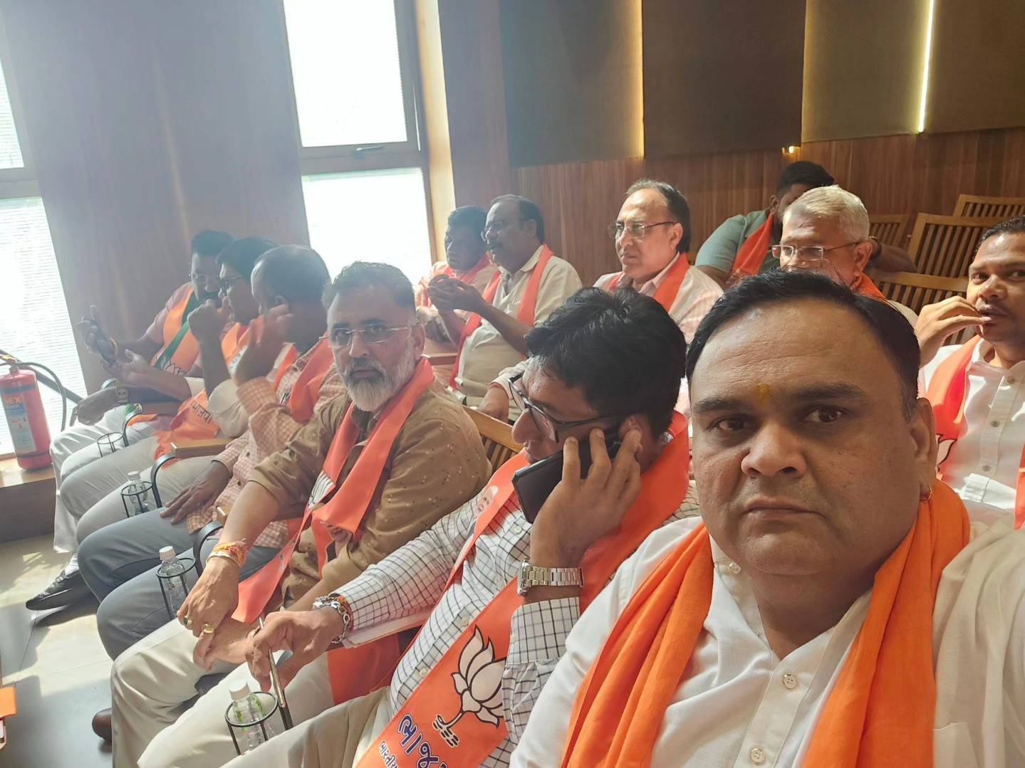 તા.૨૯-૧૦-૨૦૨૪ ના રોજ સંગઠન પર્વ પ્રદેશ કાર્યશાળા આજરોજ શ્રી કમલમ્ ભાજપ પ્રદેશ કાર્યાલય, ગાંધીનગર ખાતે યોજાઈ હતી. જેમાં સુરત જીલ્લા ભાજપા અધ્યક્ષશ્રી ભરતભાઈ રાઠોડ સાહેબ તેમજ સુરત જીલ્લા ભાજપાના મારા સાથી મહામંત્રીશ્રીઓ કિશનભાઈ પટેલ, રાજેશભાઈ પટેલ, સુરત જિલ્લા ચૂંટણી સહ અધિકારીશ્રીઓ શ્રી કેતનભાઈ પટેલ, શ્રી કમલેશભાઈ પટેલ હાજર રહ્યા હતાં.